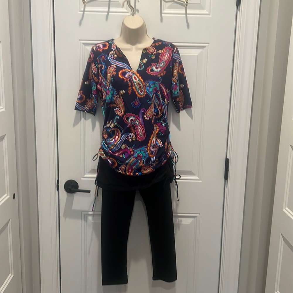 NWOT! Lands’ End Rash Guard